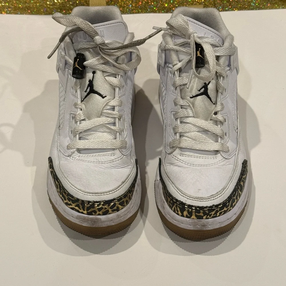 Jordan Spizike Low GL Sneakers‎ Elephant Print White Black Gold Youth 6.5Y Good